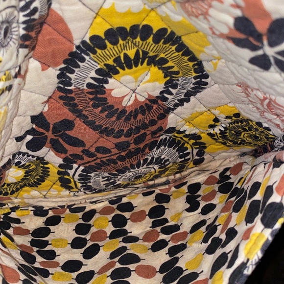VERA BRADLEY CROSSBODY - Picture 5 of 10